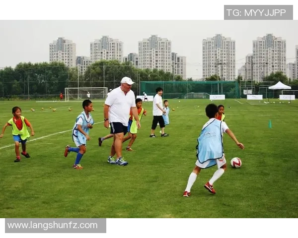 张店区足球明星的崛起与发展探秘：从青训到职业联赛的奋斗历程